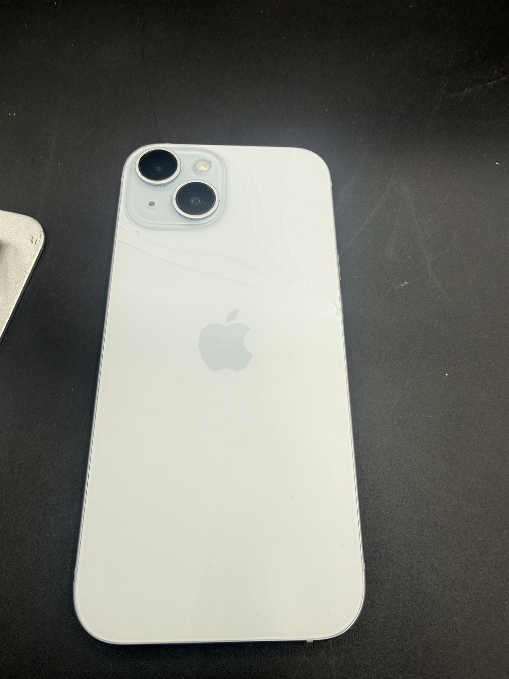 Sell broken iPhone Portland — cracked back glass iPhone bought for cash